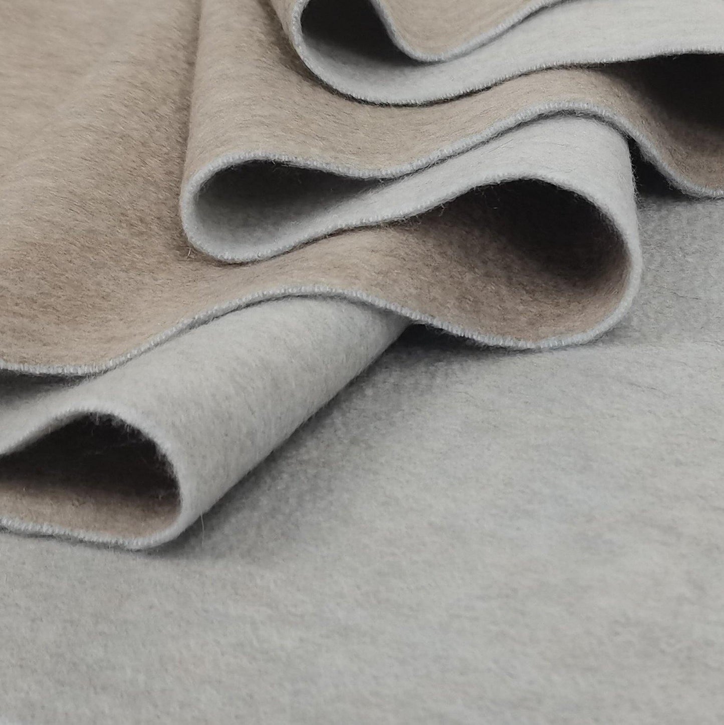 Premium Pure 100% Cashmere Scarfs - ElegantScarves.CA